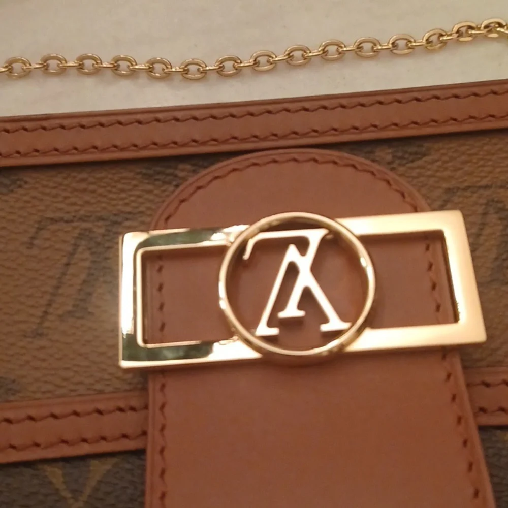 Authentic Dauphine reverse monogram - Picture 6 of 12